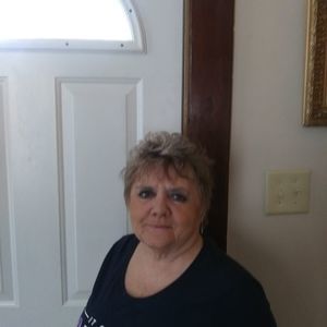 Meet your Posher, Connie